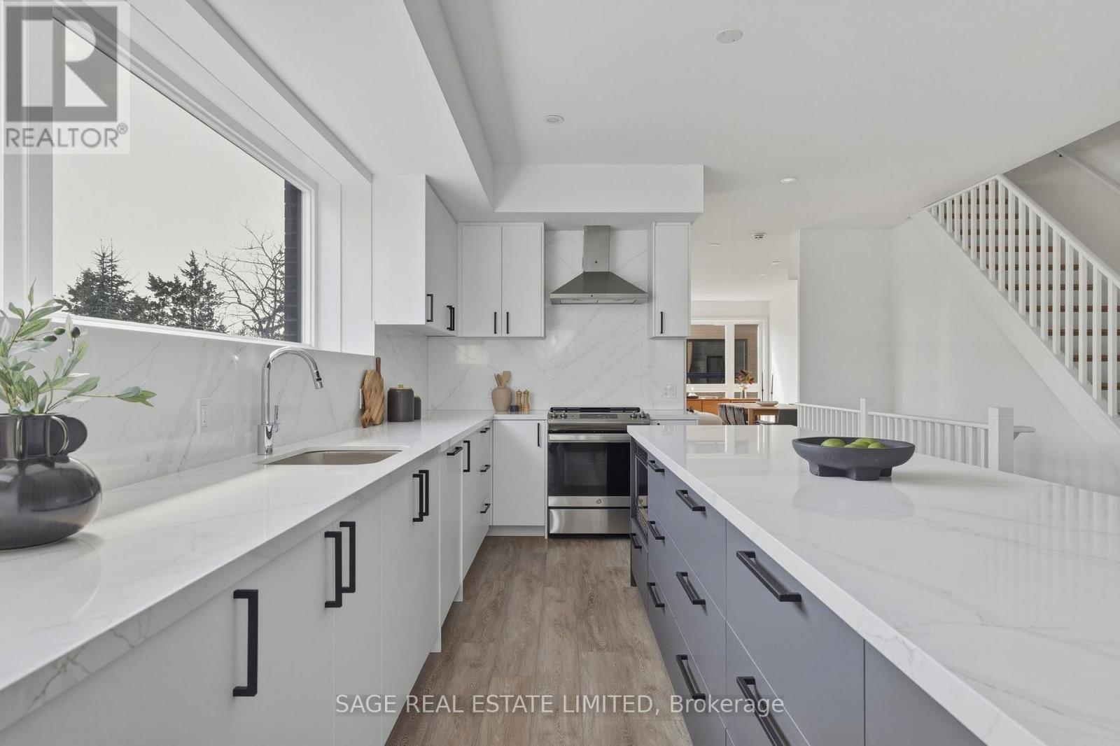#21 35 BIRCHCLIFF AVENUE - 14