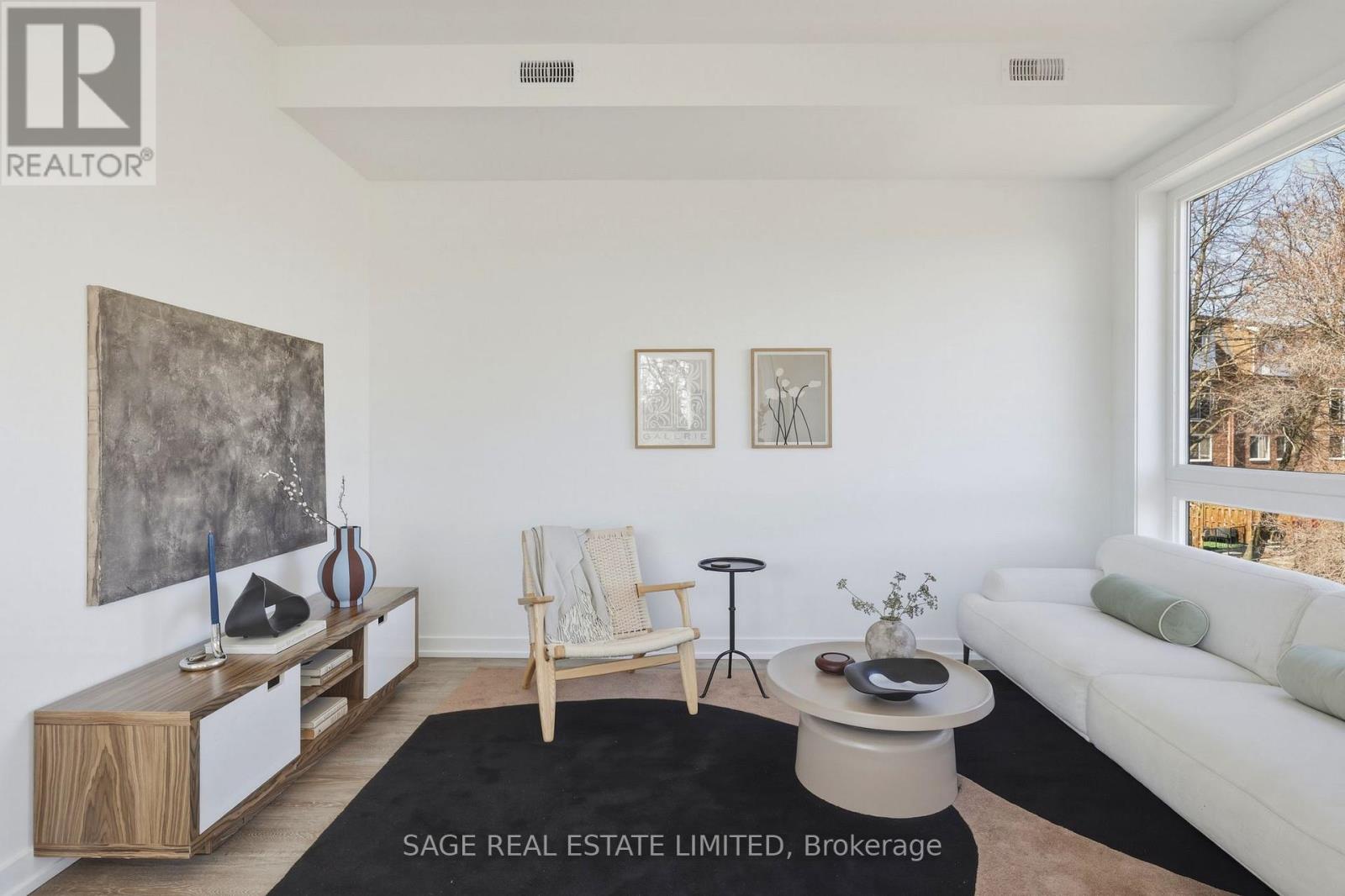 #21 35 BIRCHCLIFF AVENUE - 18