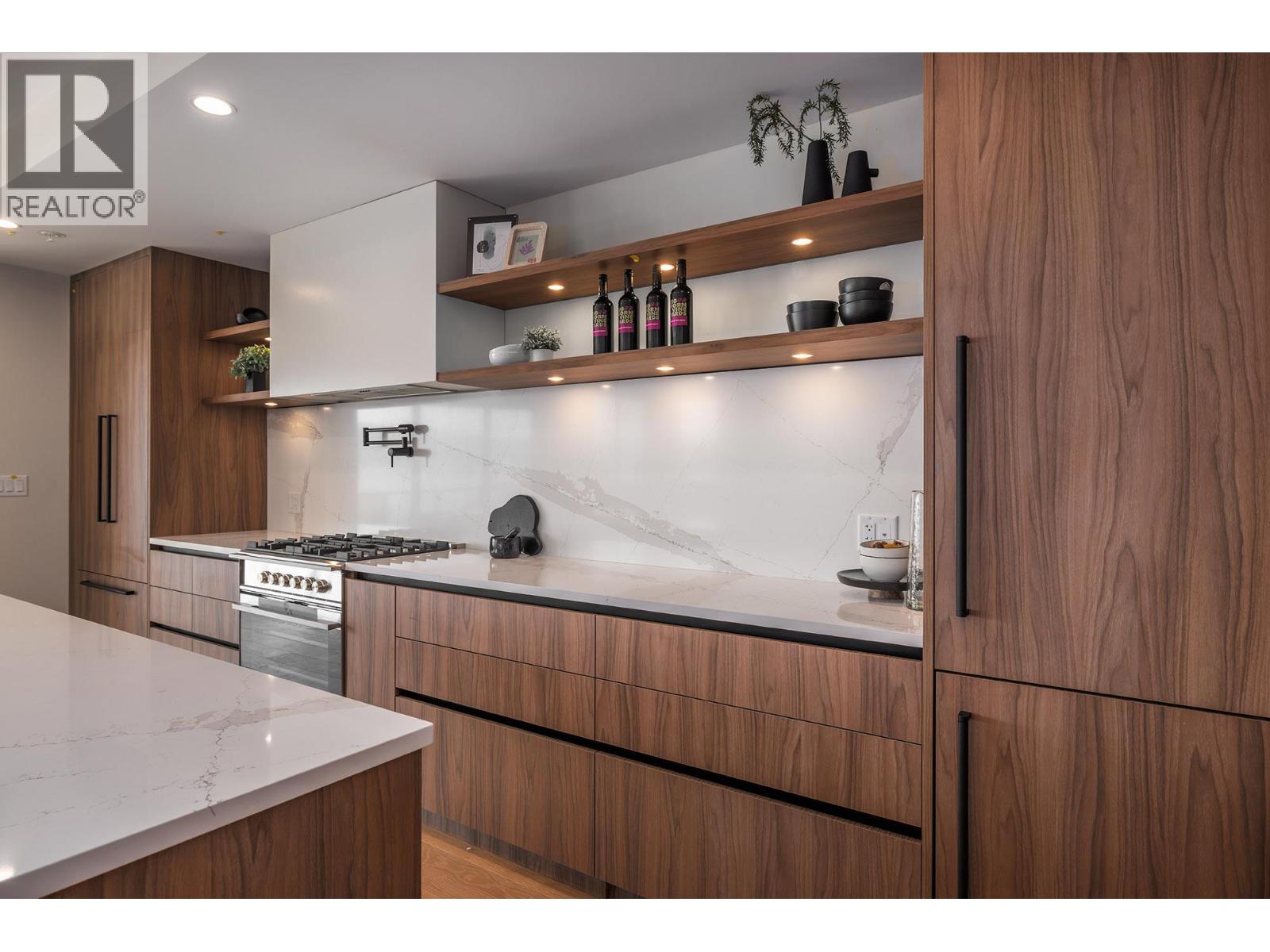 5304 Buchanan Road Unit# 201, Peachland