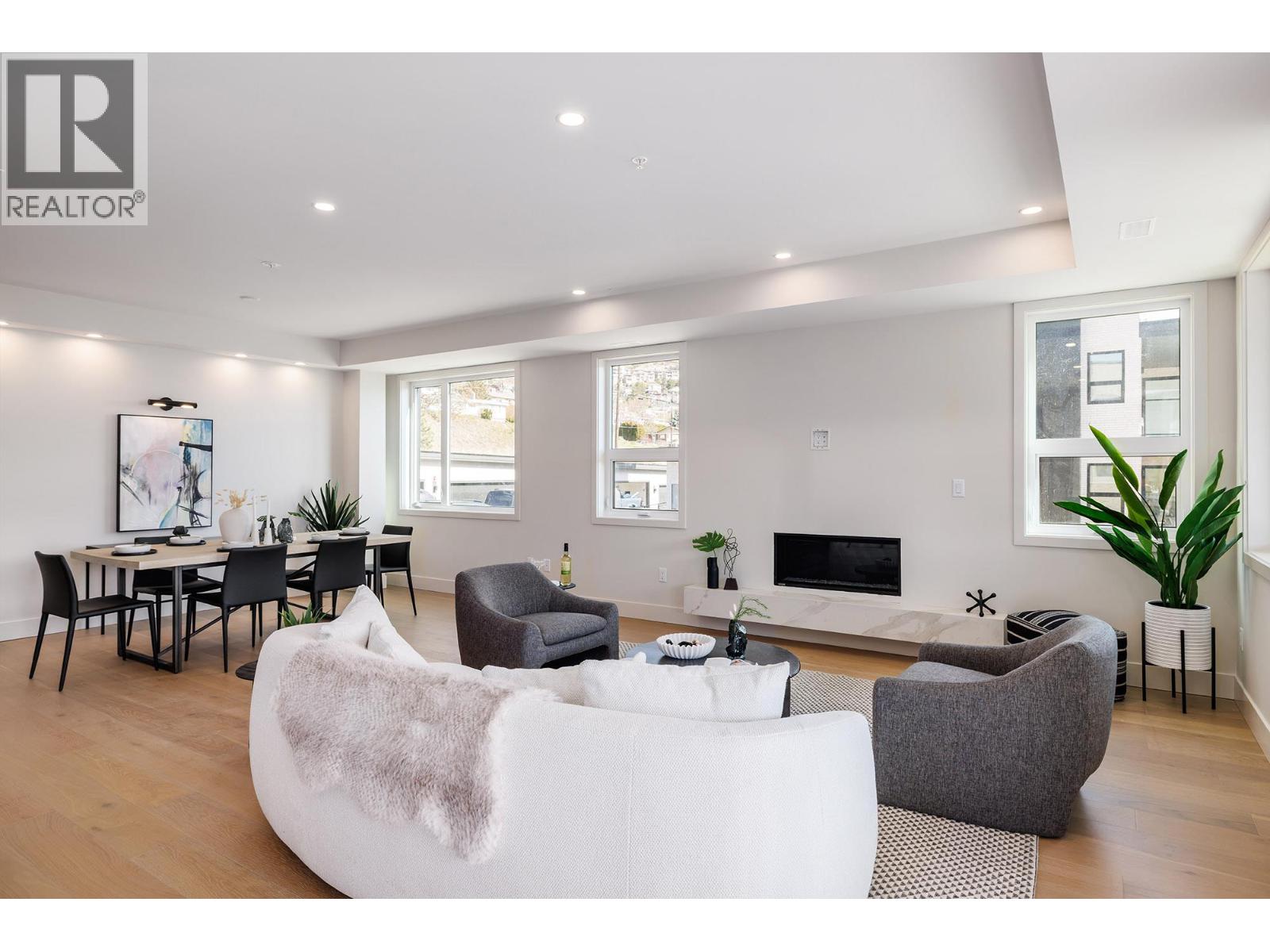 5304 Buchanan Road Unit# 201, Peachland