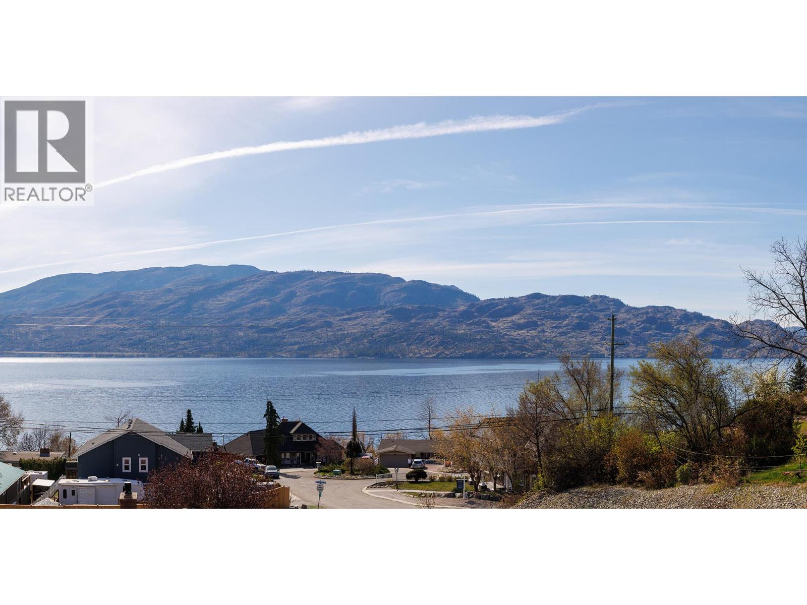 5304 Buchanan Road Unit# 201, Peachland