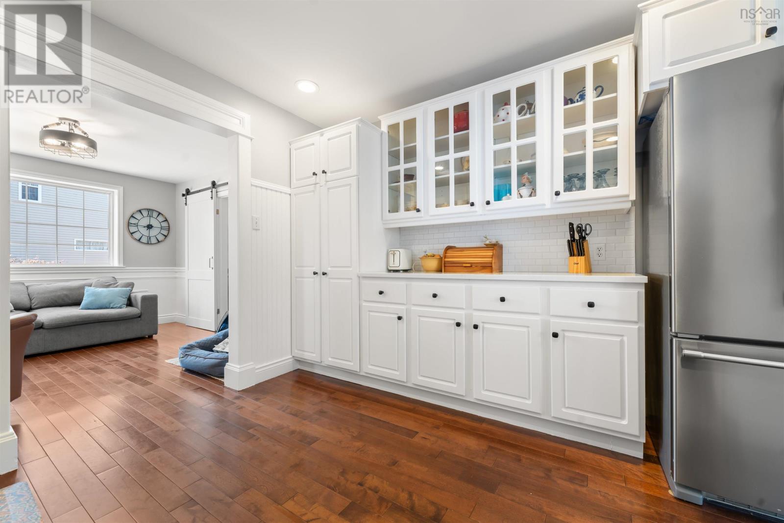 Property 19 of 48 of 65 Dorset Drive