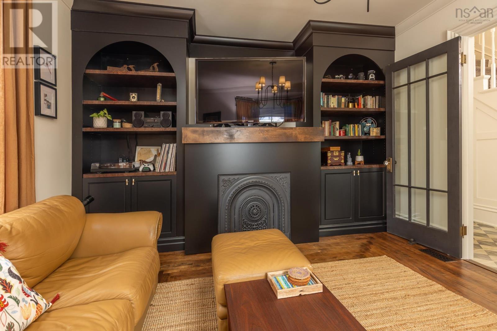 Property 17 of 36 of 34 Chester Street