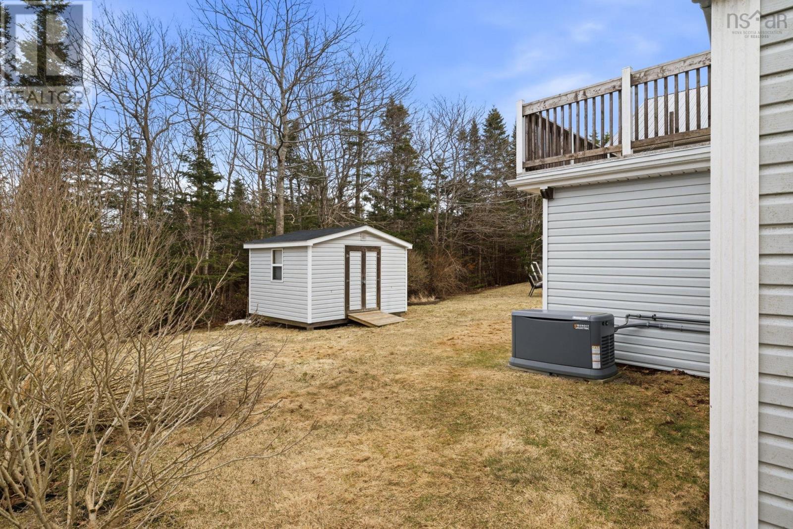 Property 36 of 49 of 90 Fieldstone Street