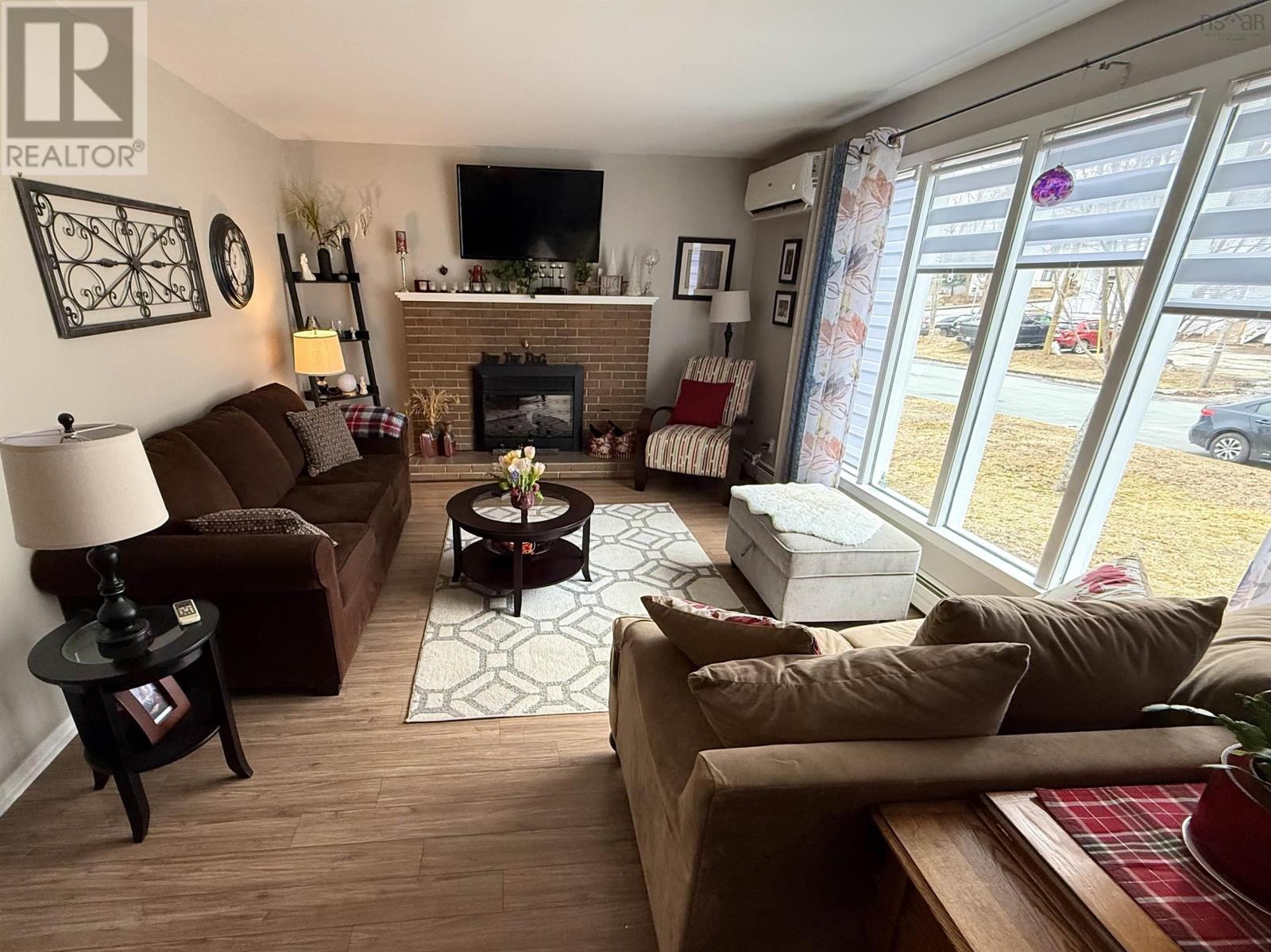 Property 6 of 19 of 18 Churchill Street