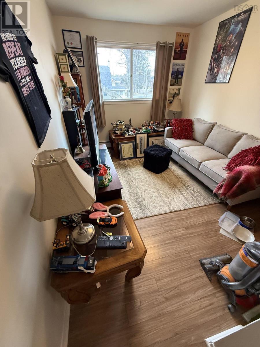 Property 12 of 19 of 18 Churchill Street