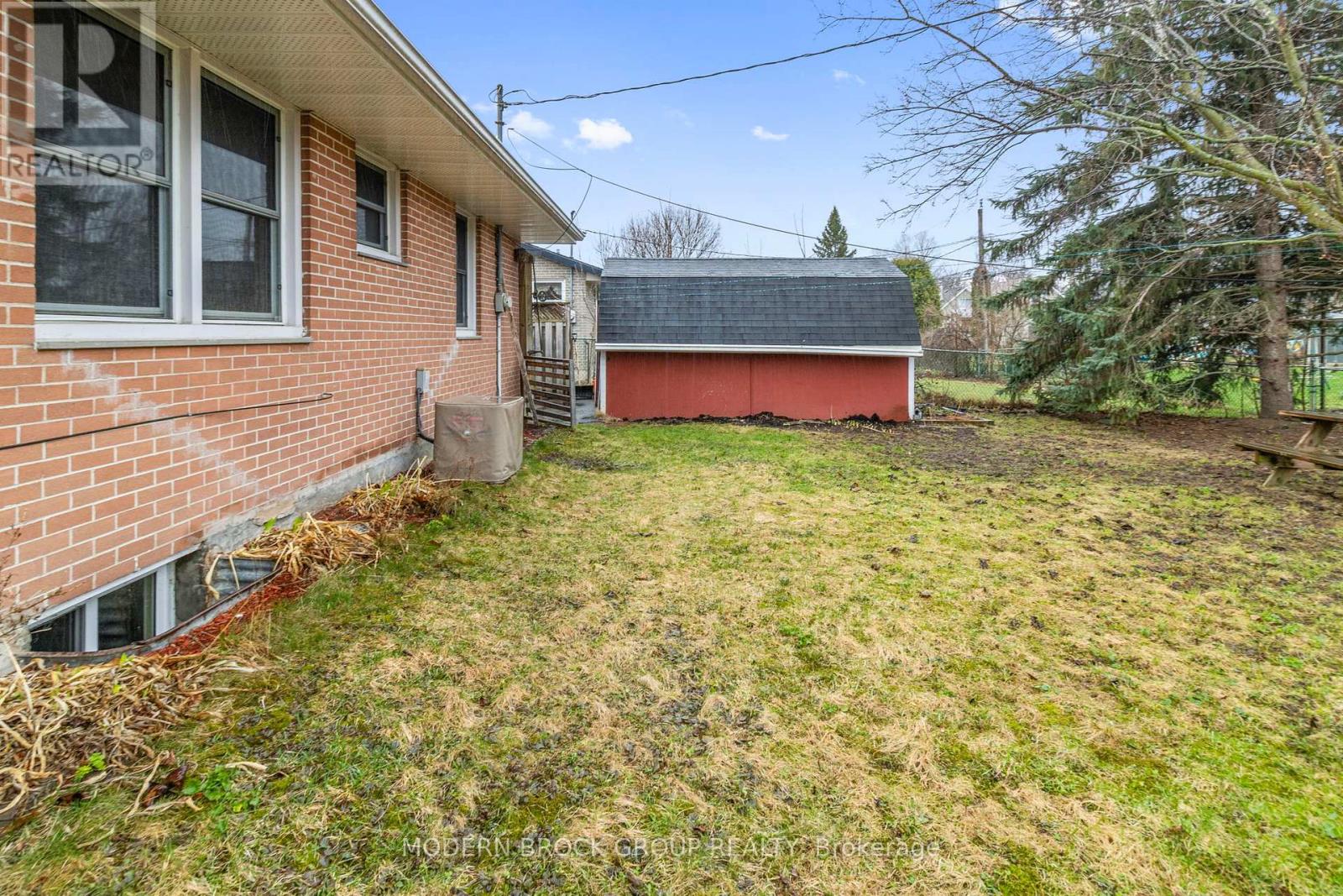 94 BISLEY CRESCENT - 6