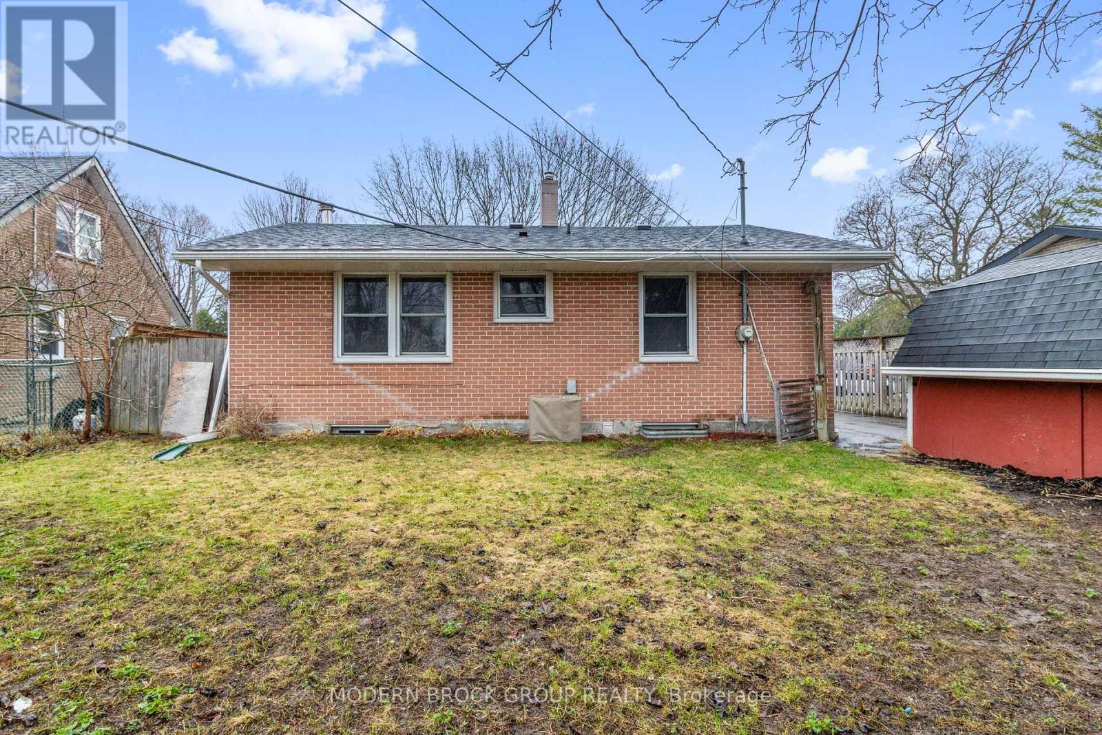 94 BISLEY CRESCENT - 5