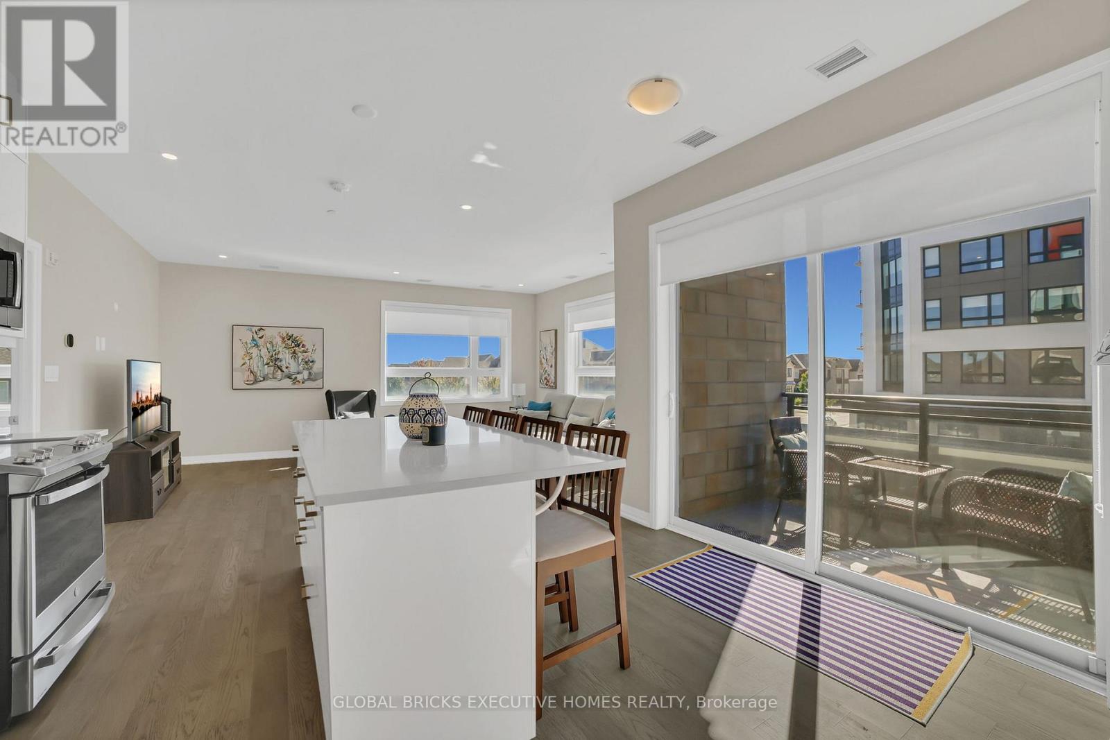 208 - 3265 CARDING MILL TRAIL — photo 14