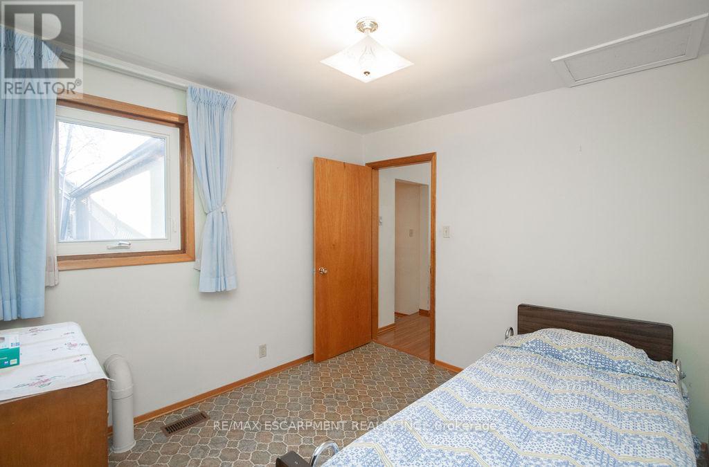 91 PEARL STREET N - 20