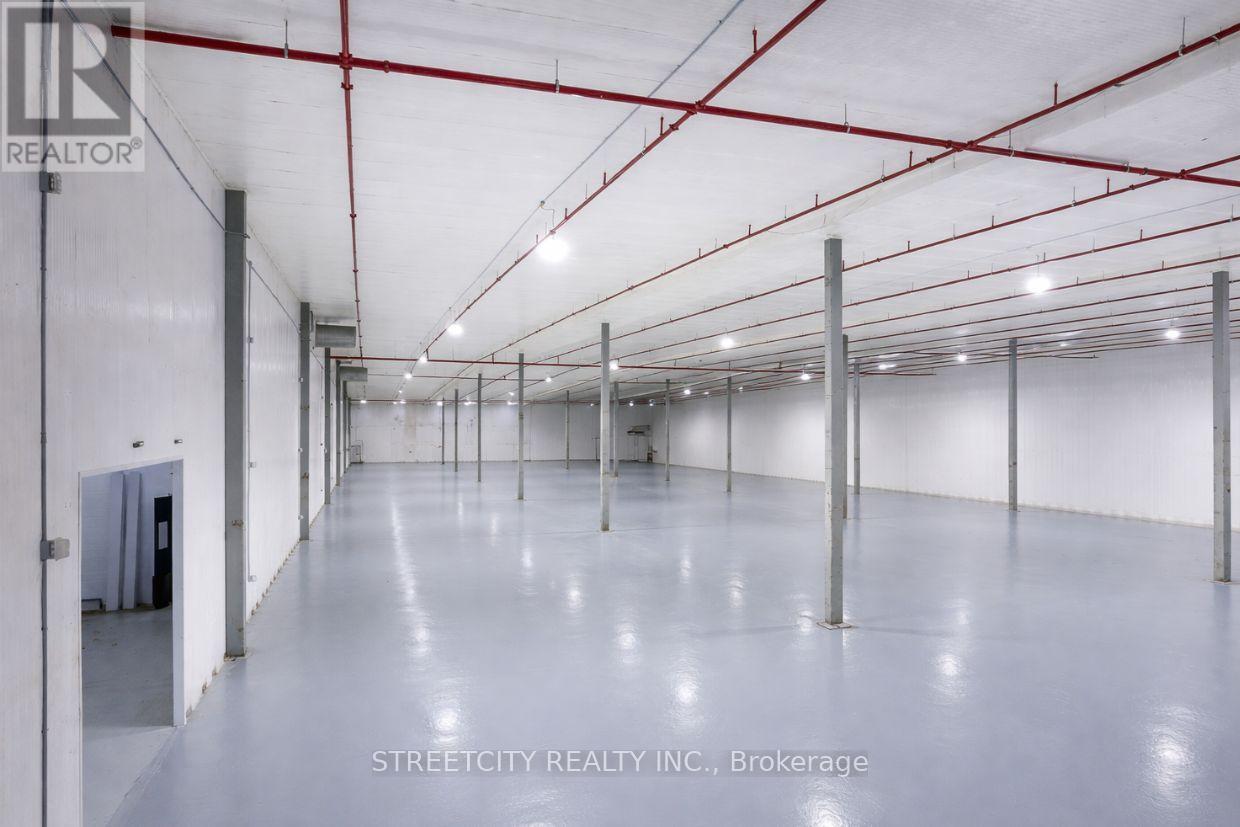 11D - 516 JOHN STREET N