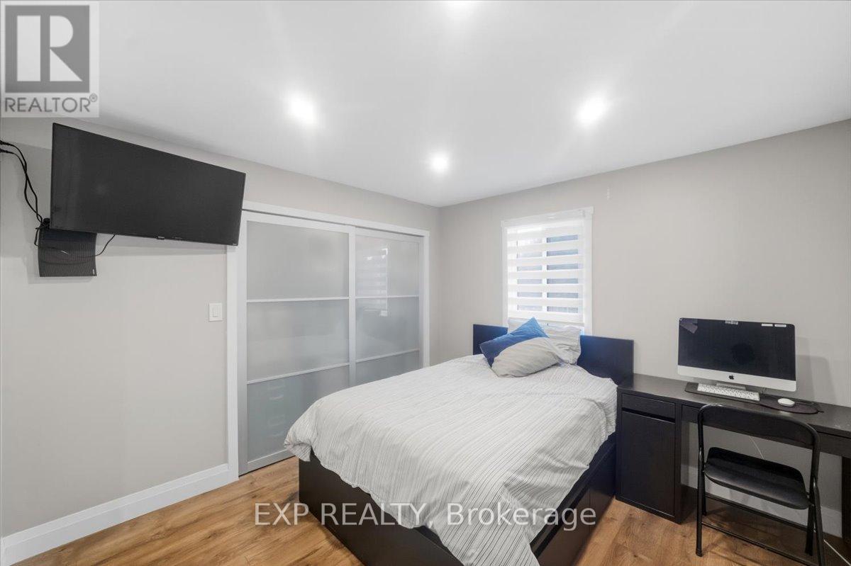 303 BRUCE RD 9 - 19