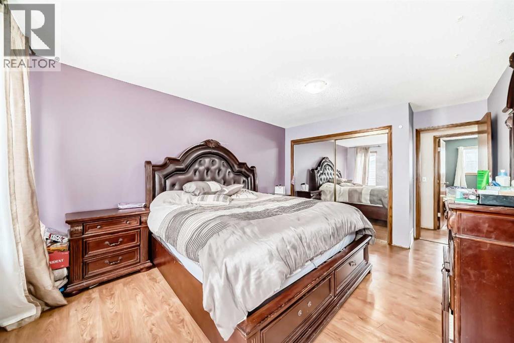 Single Family House Bungalow for Sale in  Temple Road NE Temple Calgary 