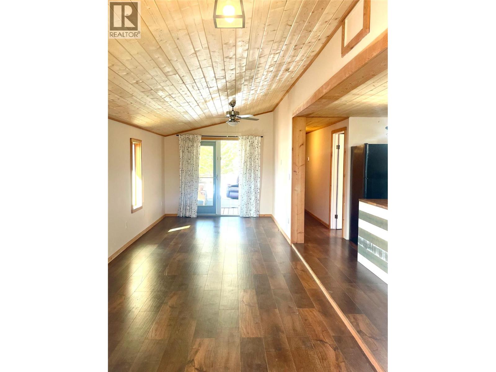 PAD #14 - 5174 LAMBERT ROAD - 11