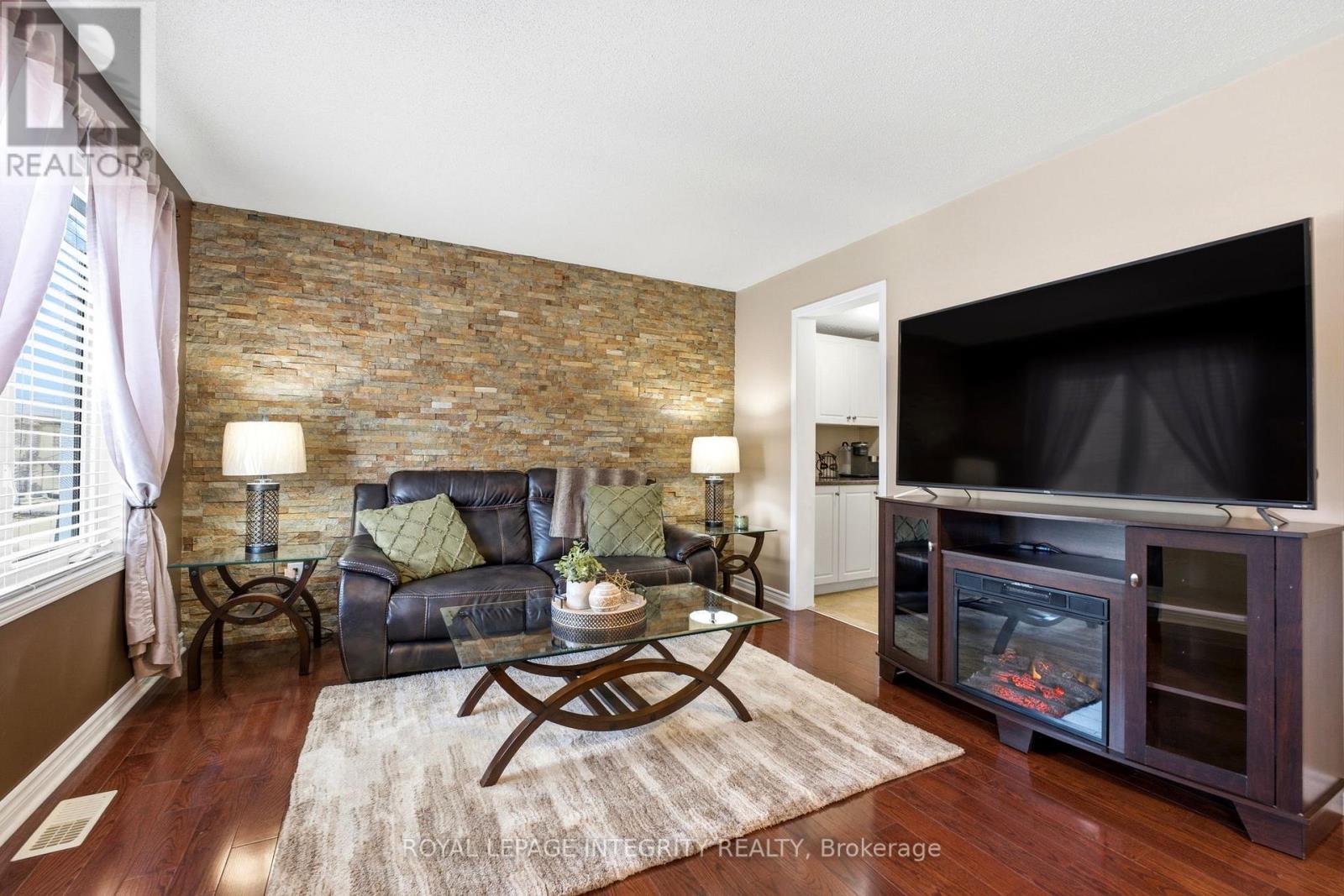 2720 GRAND CANAL STREET — photo 24