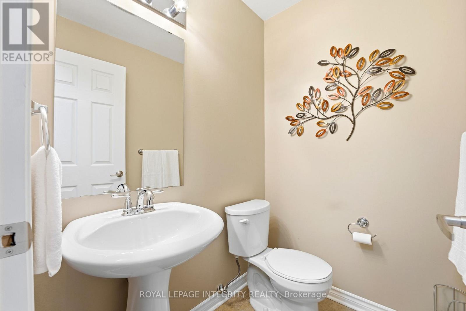 2720 GRAND CANAL STREET — photo 28