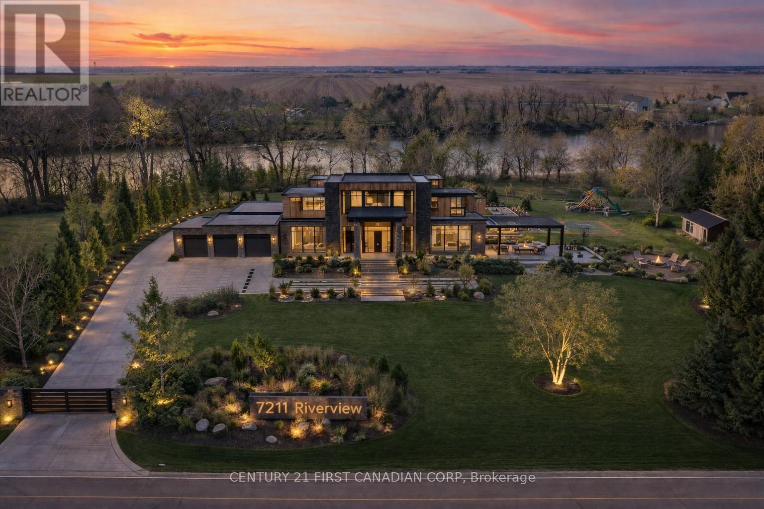 R.R #5 - 7211 RIVERVIEW LINE Property Photo
