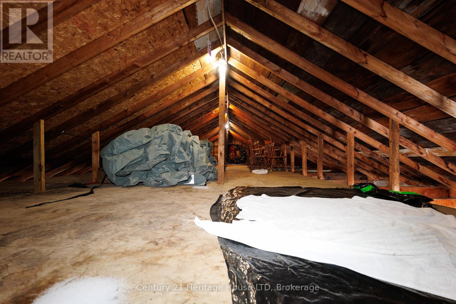 Garage loft