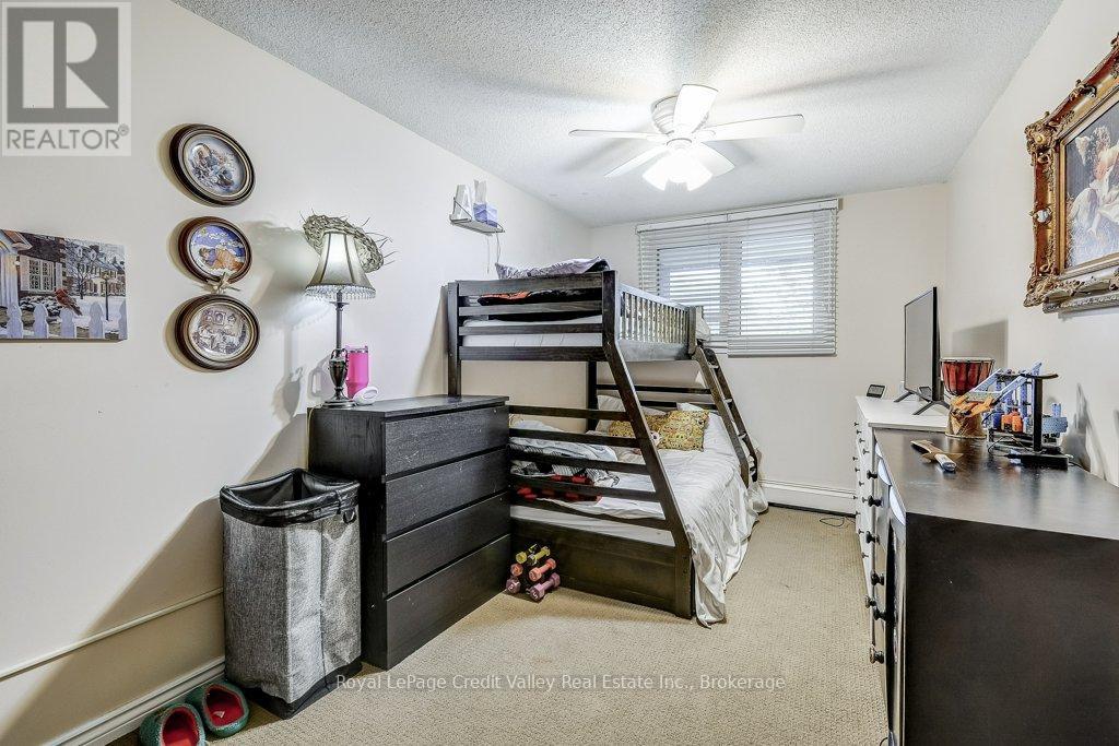 #302 6 SHETTLESTON DRIVE - 19