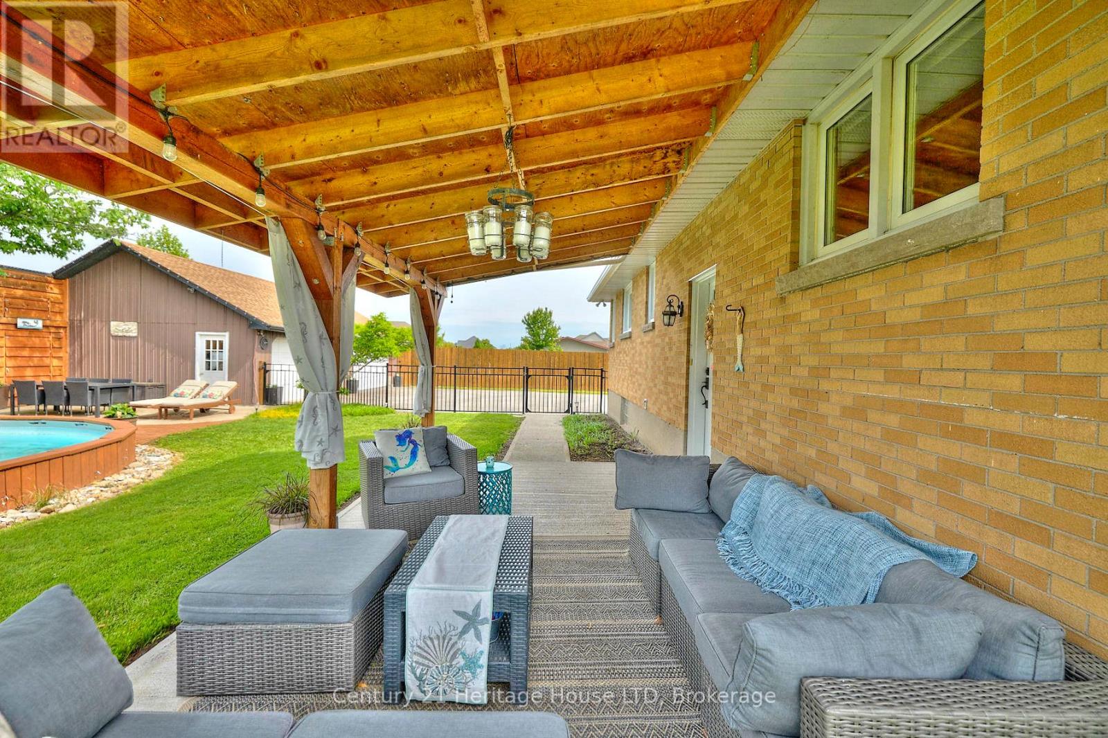 Covered patio