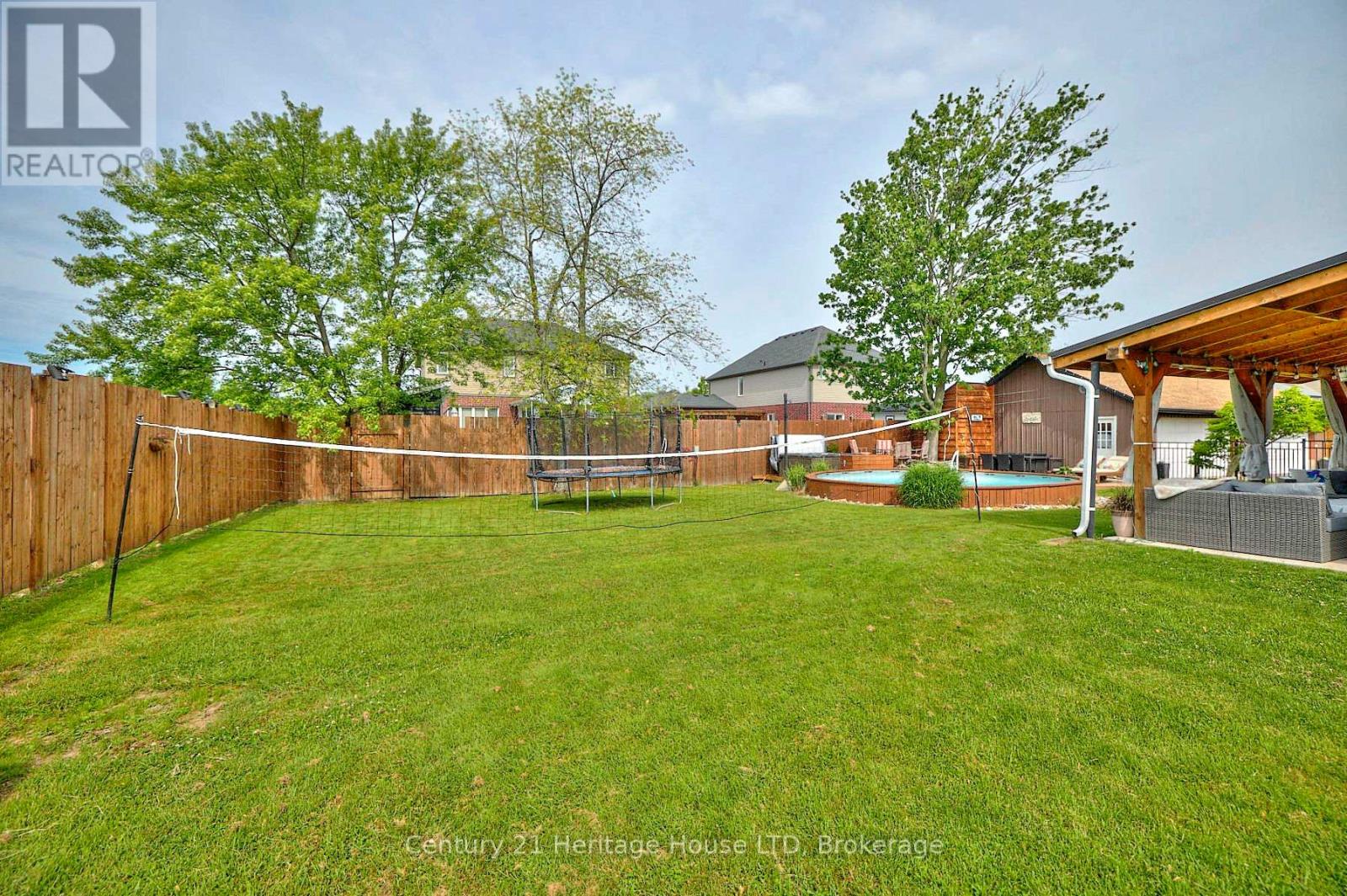 Huge Yard with raised garden beds