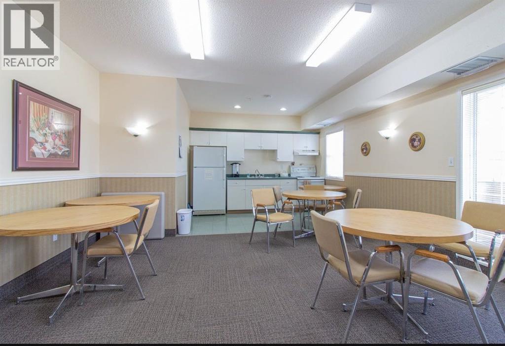 
          278 Park Meadows Drive Southeast
            <br/>
            <span>Medicine Hat</span>
            , 
            <span>AB</span>
             <span>T1B4J1</span>
         - Photo 23