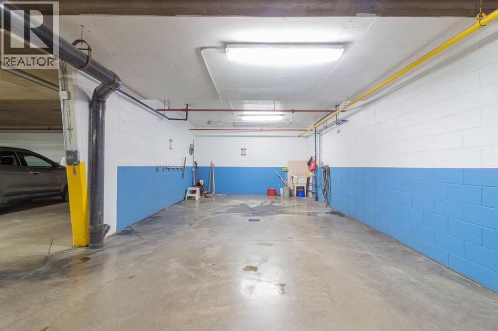 
          278 Park Meadows Drive Southeast
            <br/>
            <span>Medicine Hat</span>
            , 
            <span>AB</span>
             <span>T1B4J1</span>
         - Photo 33