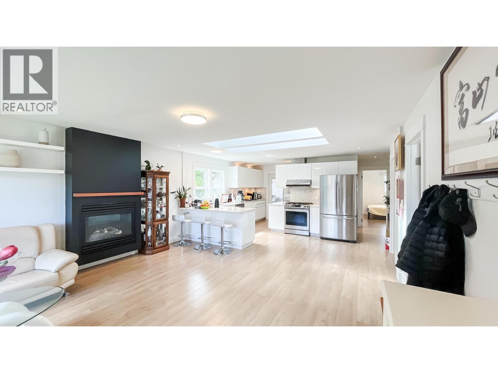 931 SPERLING AVENUE, Burnaby