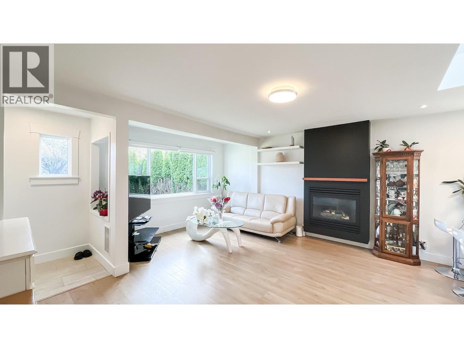 931 SPERLING AVENUE, Burnaby