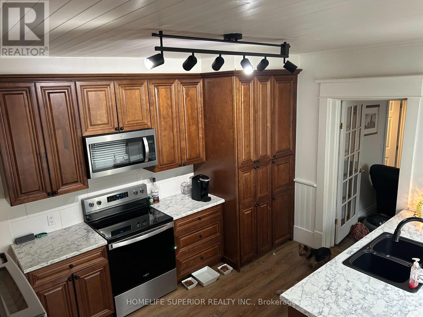 34 MATTHEW STREET — photo 10