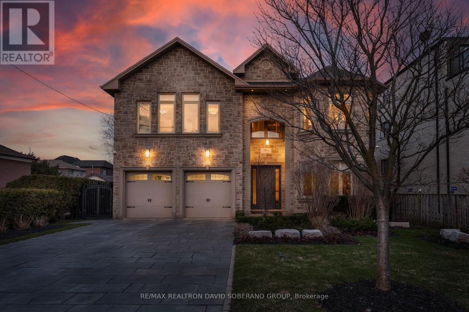 3 DUNSMORE GARDENS - 1