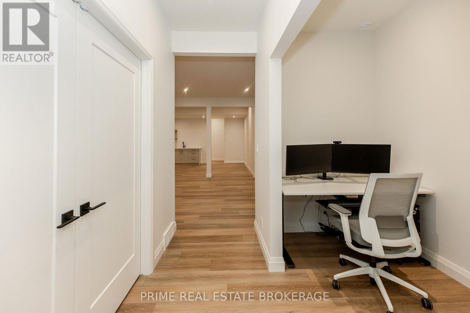 9 BLACK WALNUT DRIVE Property Photo