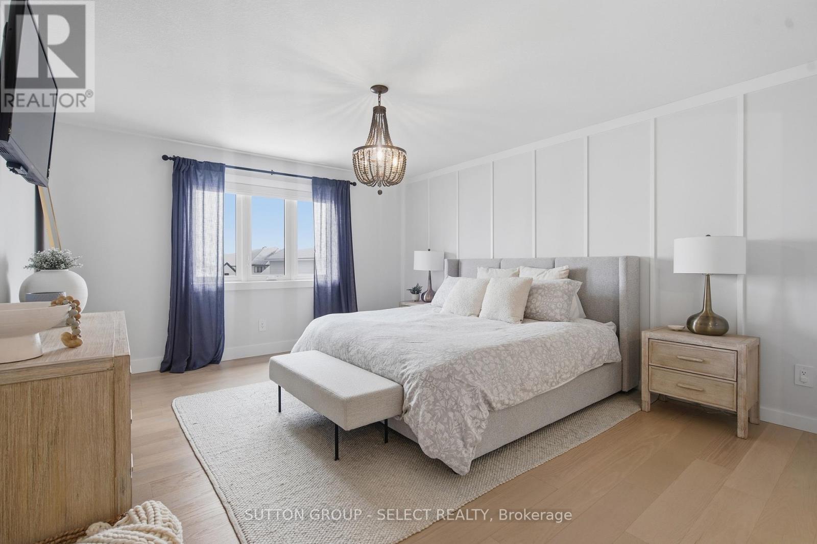 1886 FOUNTAIN GRASS DRIVE Property Photo