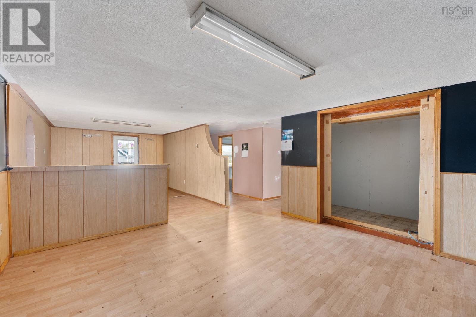 Property 19 of 26 of 36 Last Road