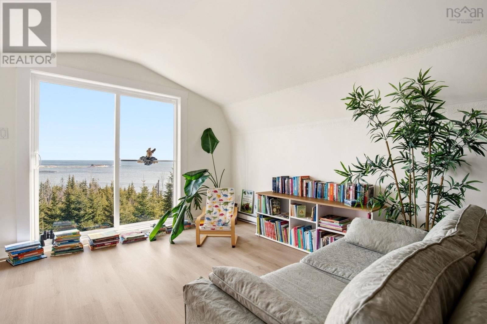 Property 20 of 43 of 24 Saddle Island Road