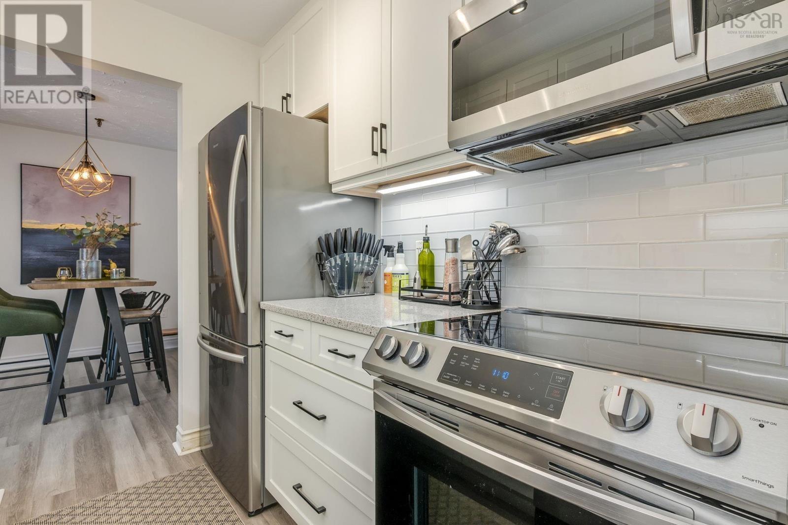 Property 7 of 41 of 23 80 Collins Grove