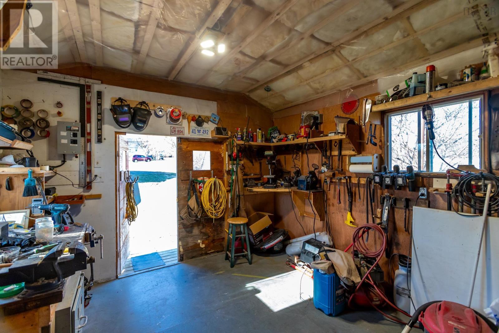 Property 44 of 49 of 5050 Granville Road