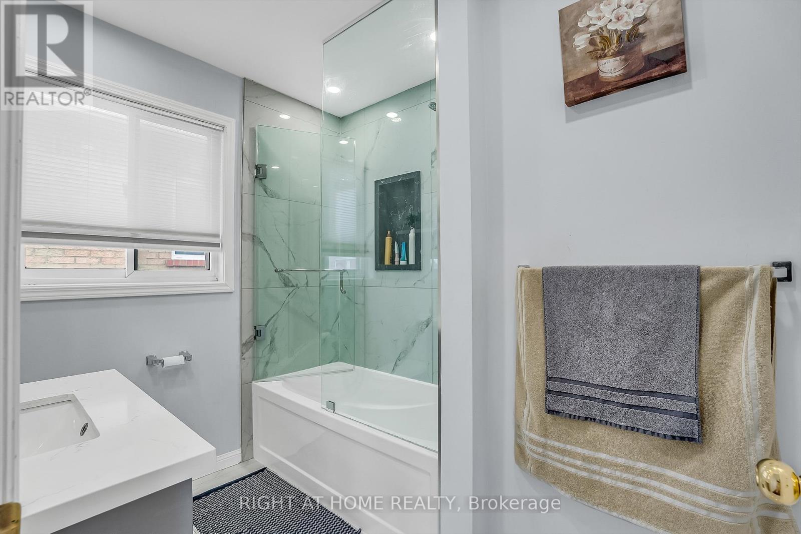 89 CORNELL PARK AVENUE - 30