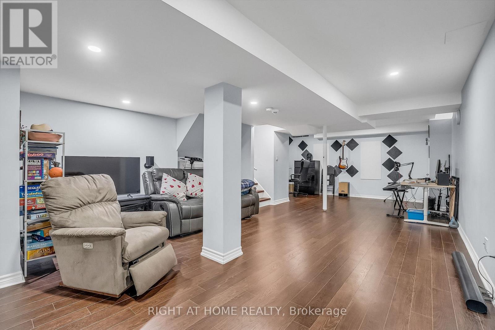 89 CORNELL PARK AVENUE - 38