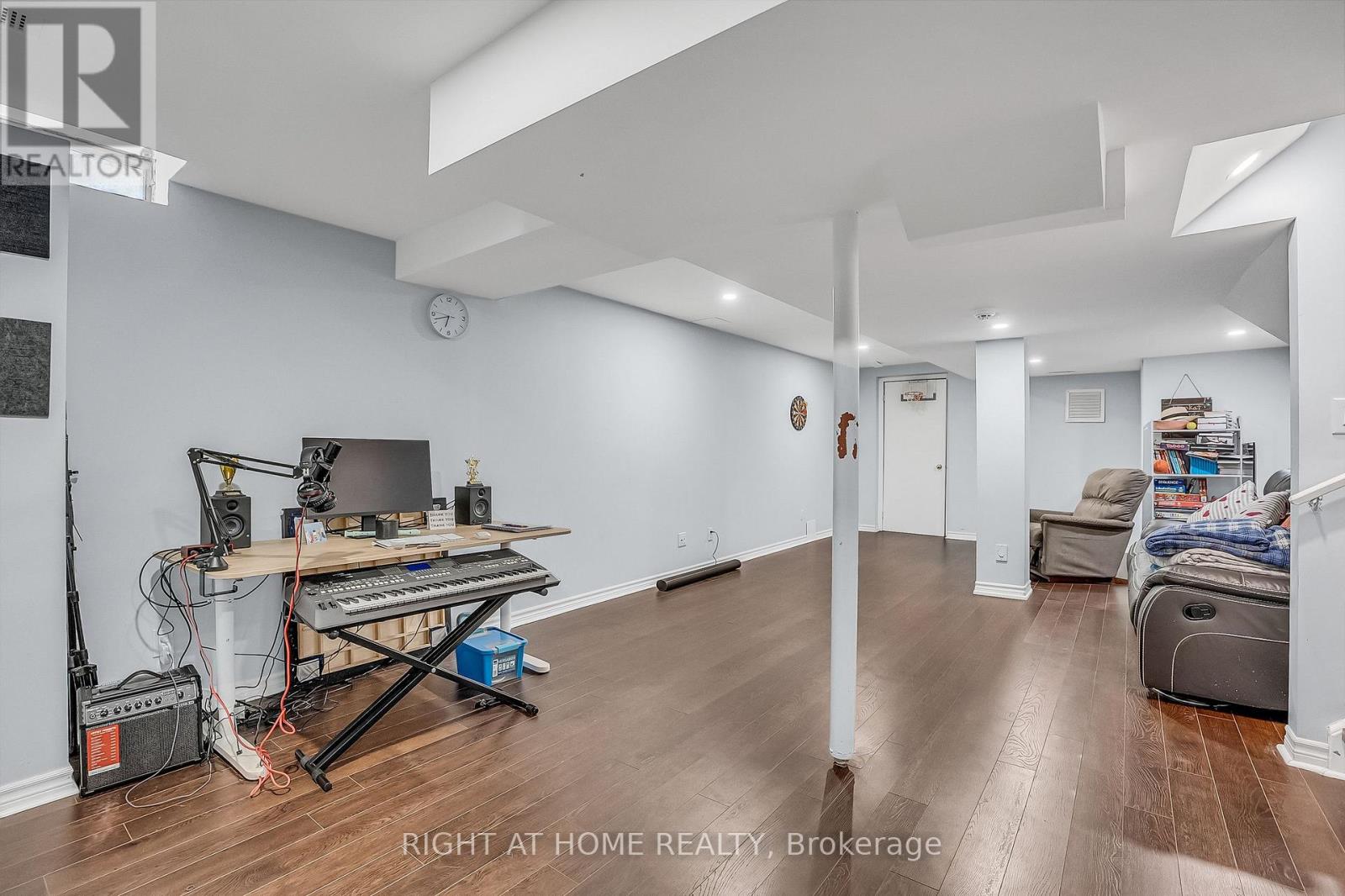 89 CORNELL PARK AVENUE - 41