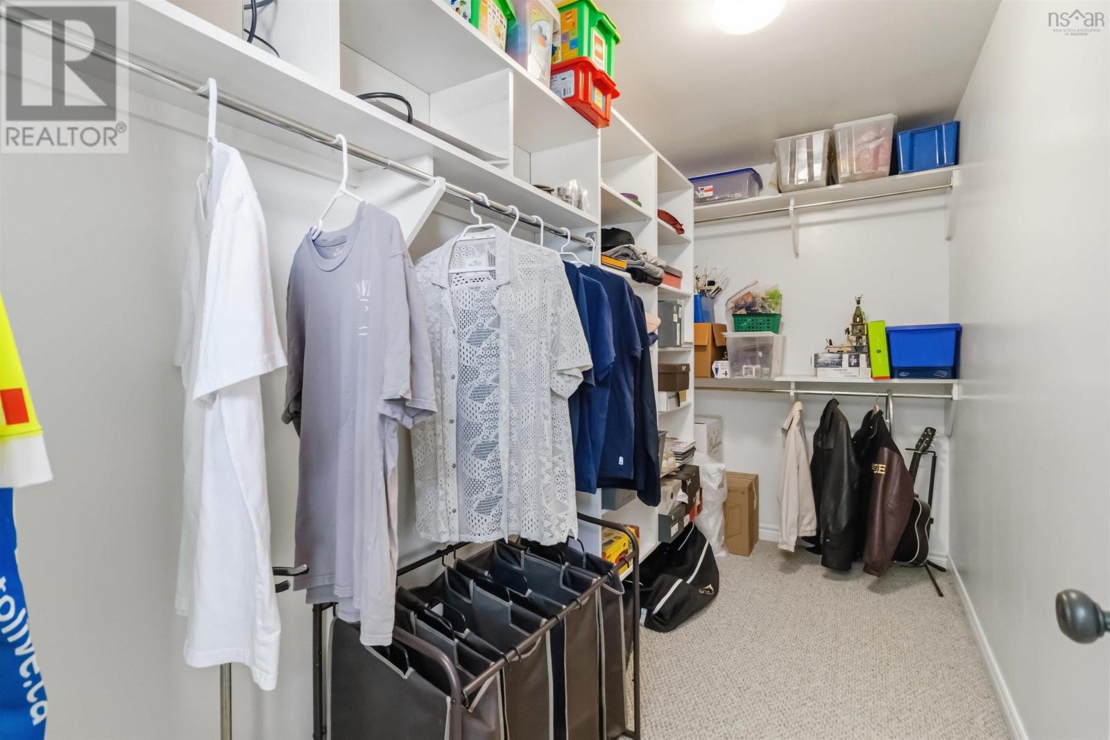 Property 31 of 49 of 53 White Glove Terrace