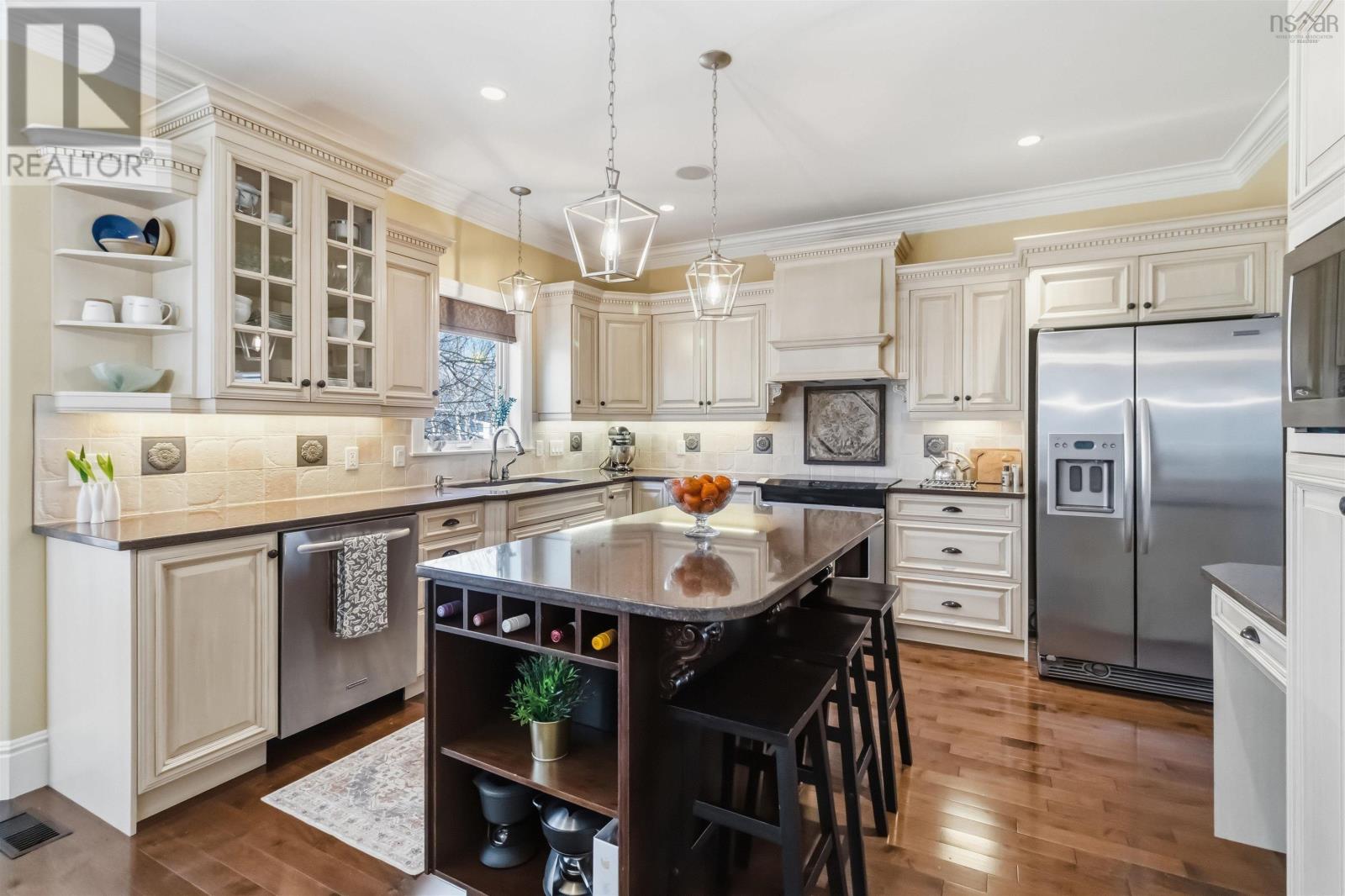 Property 11 of 49 of 53 White Glove Terrace