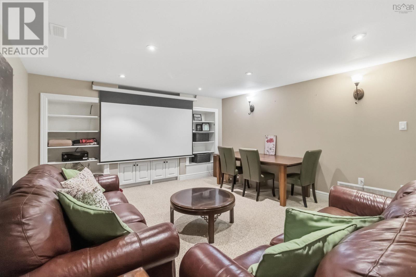 Property 42 of 49 of 53 White Glove Terrace