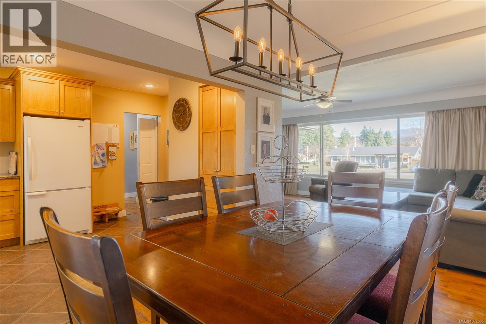 3988 3rd Ave - 12
