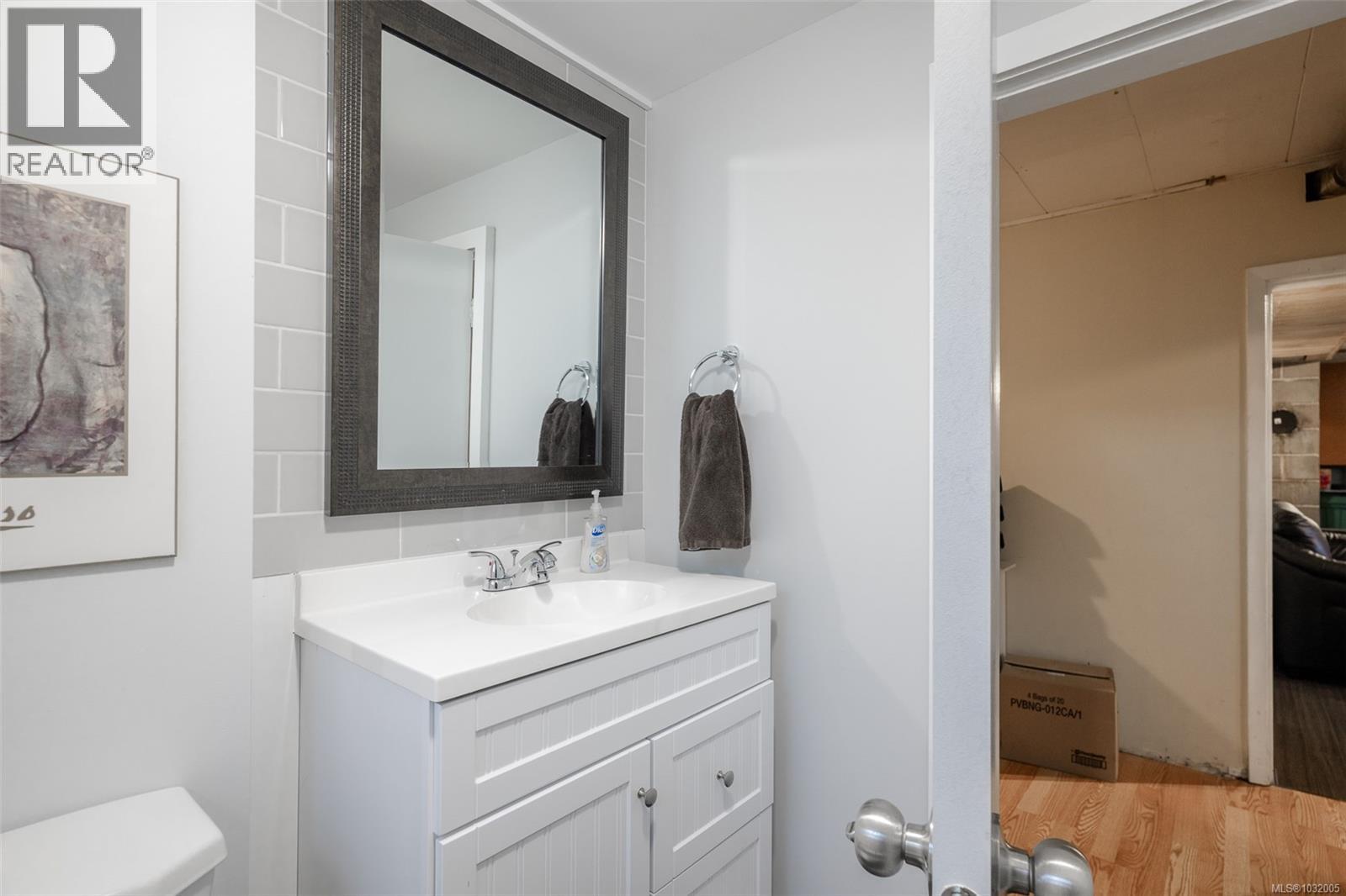 3988 3rd Ave - 31