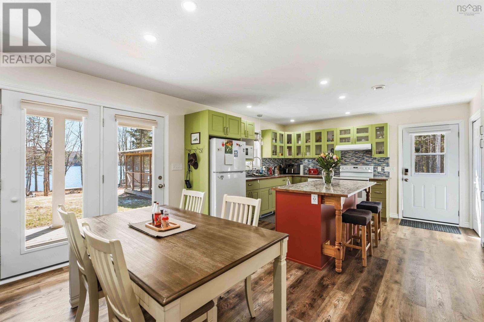 Property 8 of 46 of 368 Eddy Drive