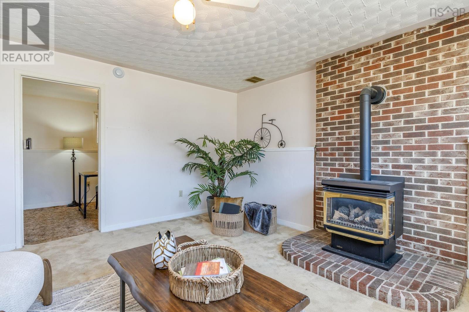 Property 21 of 34 of 34A Stuart Harris Drive