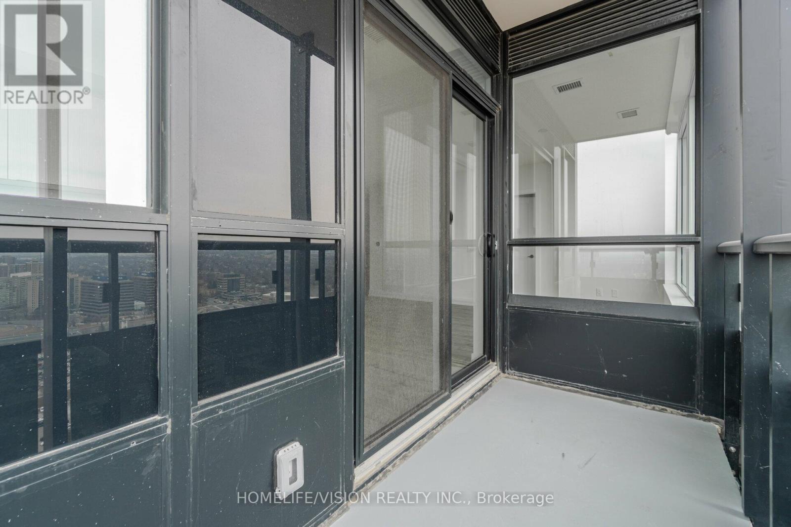 #PH06 10 EVA ROAD - 24