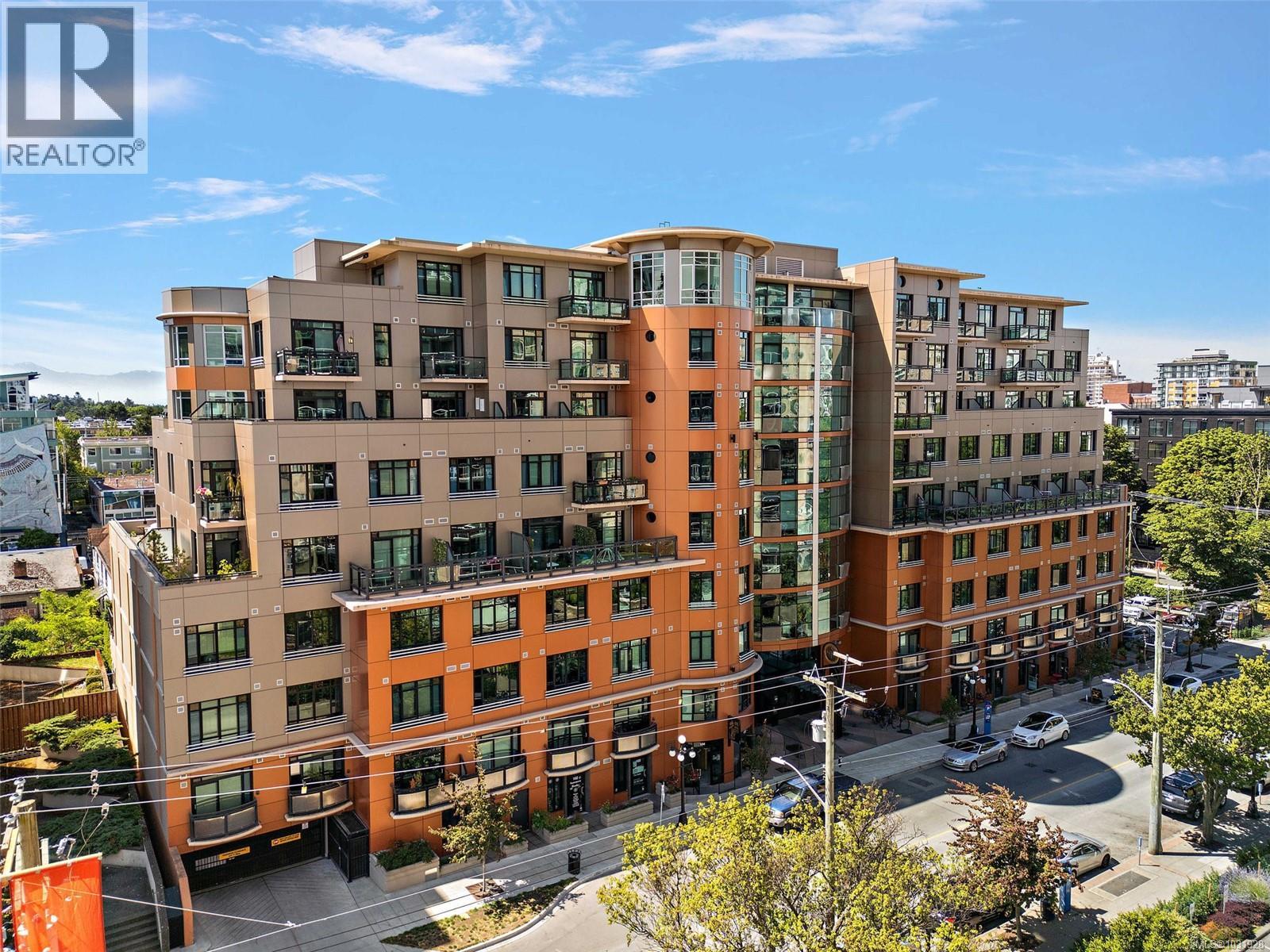 #511 1029 VIEW ST - Image 2