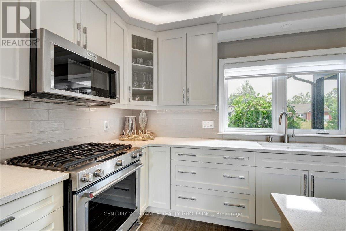9 BANCROFT RIDGE DRIVE - 8